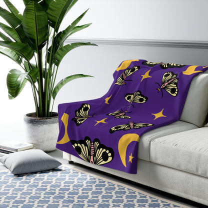 Sherpa Fleece Blanket Ft. Moth Dreams by @NeoSprinkles